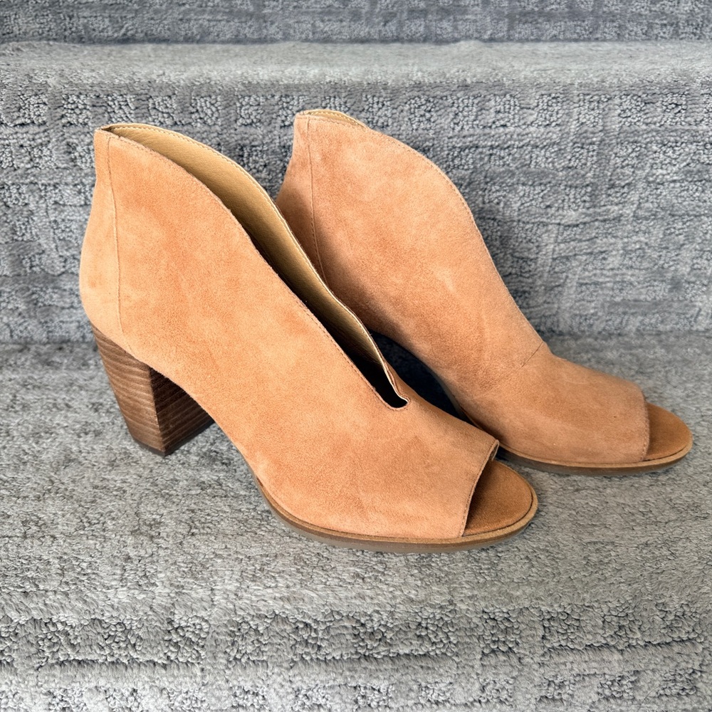 Lucky Brand Joal Peep Toe Bootie, size 8.5 EUC